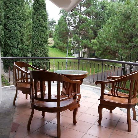 Villa 5Cemara Лембанг Экстерьер фото